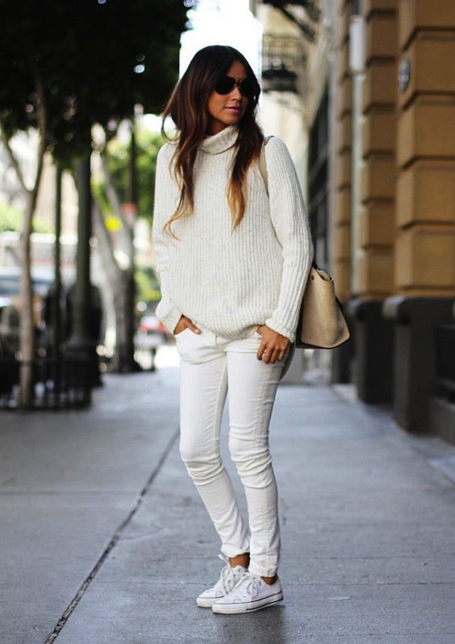 How To Wear White Jeans in Fall & Winter | The Jeans Blog