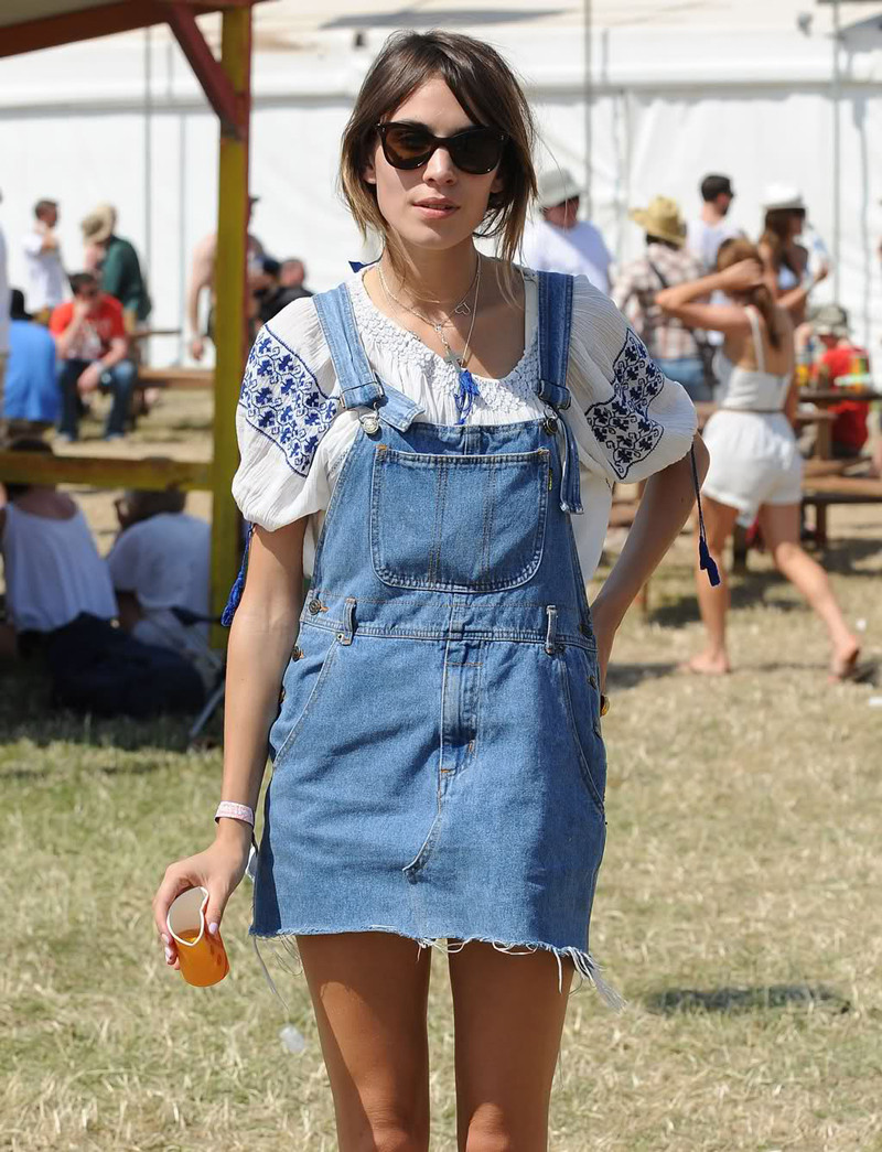 how-to-wear-a-denim-dress-the-jeans-blog