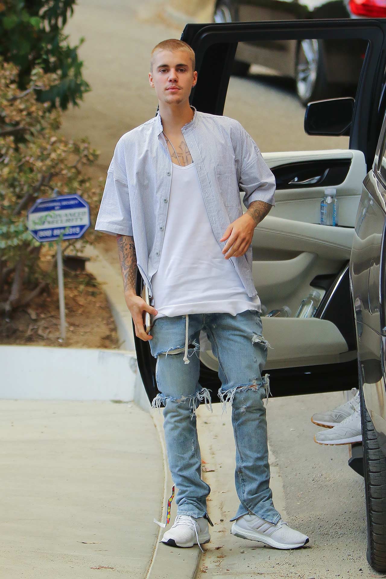 Justin Bieber Wears FEAR OF GOD Jeans | The Jeans Blog