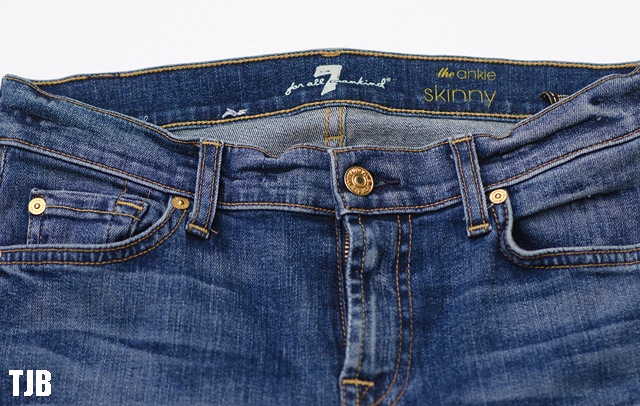 7-for-all-mankind-the-skinny-frayed-hem-jeans-button