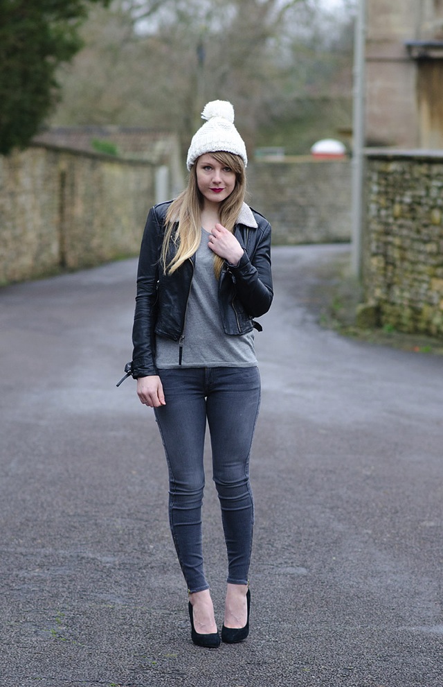 monochrome-jeans-outfit-autumn-fall