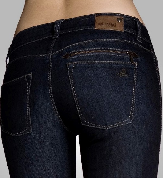 I'm Buying Multiple of My Go-To Butt-Lifting Jeans While They're 43% Off