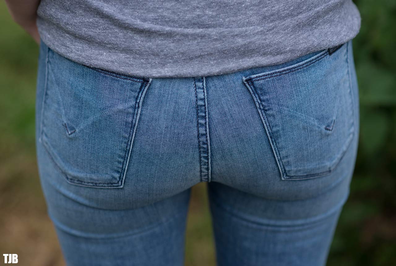 hudson-barbara-jeans-butt