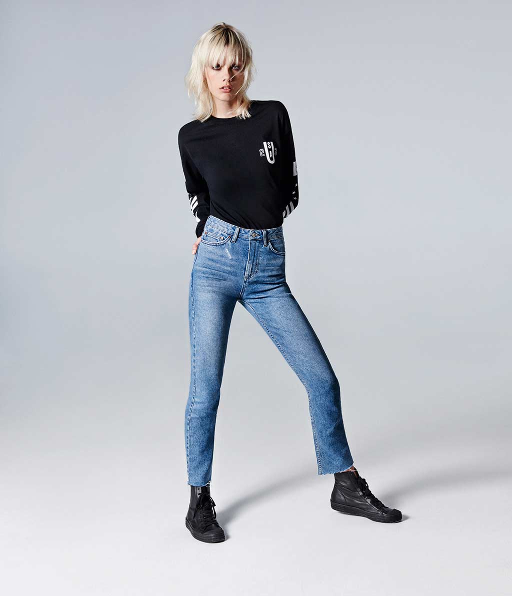 Surprise! Topshop put a secret message on these completely sold-out jeans -  HelloGigglesHelloGiggles