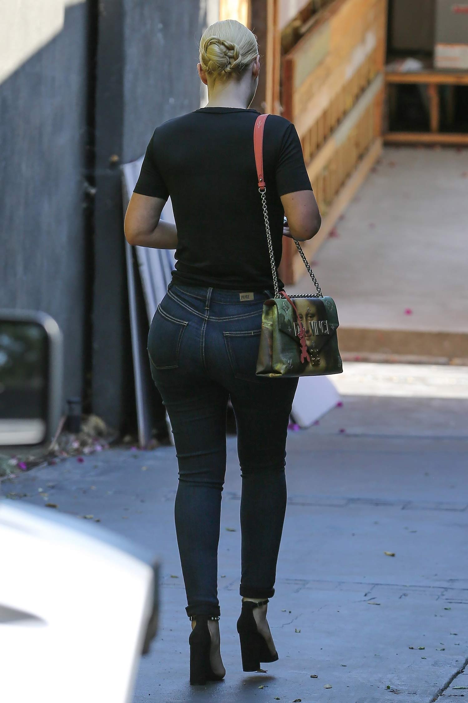 Iggy Azalea PAIGE Skinny Jeans THE JEANS BLOG