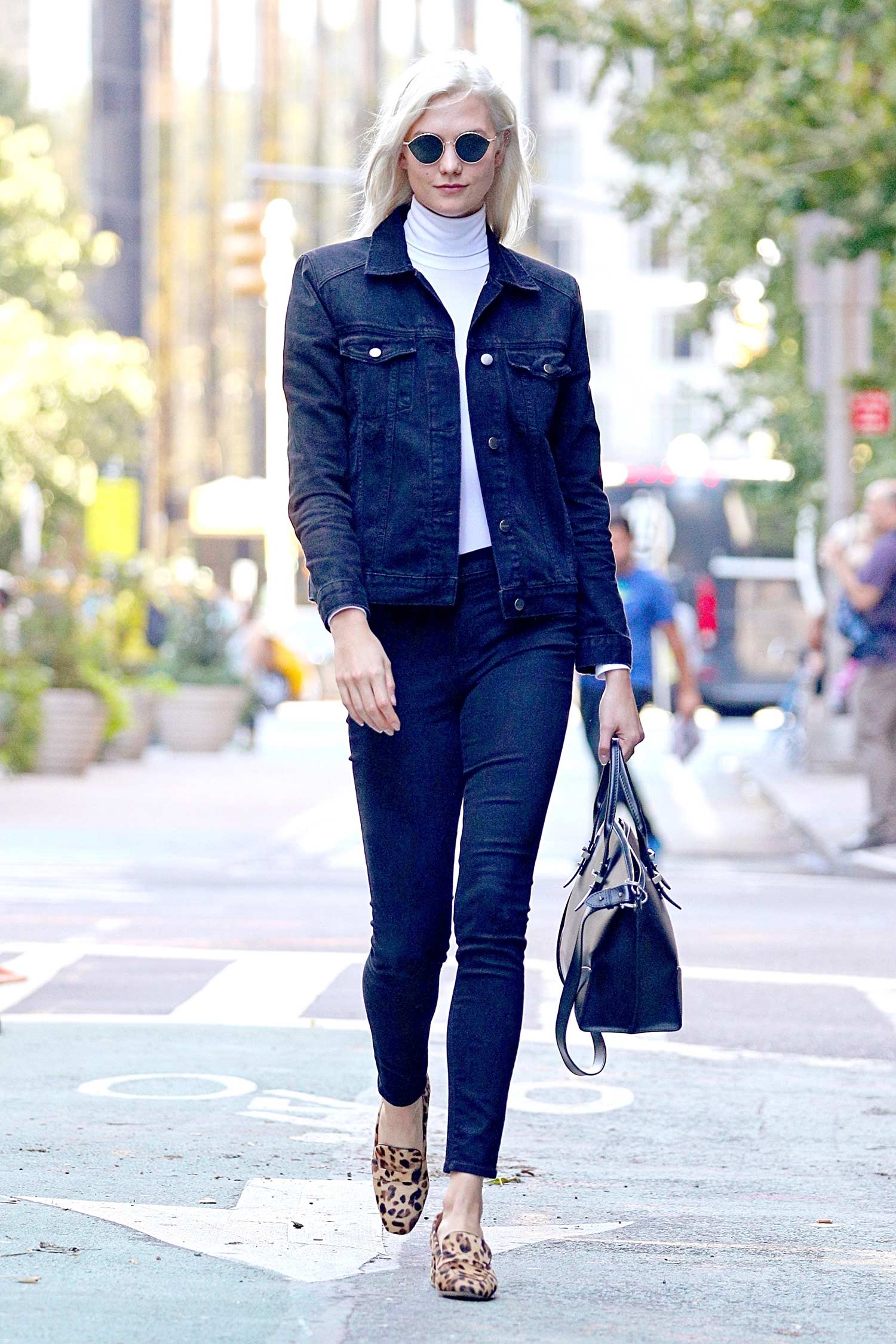 Style Notes: Karlie Kloss Does Double Denim for Joe Fresh; Louis