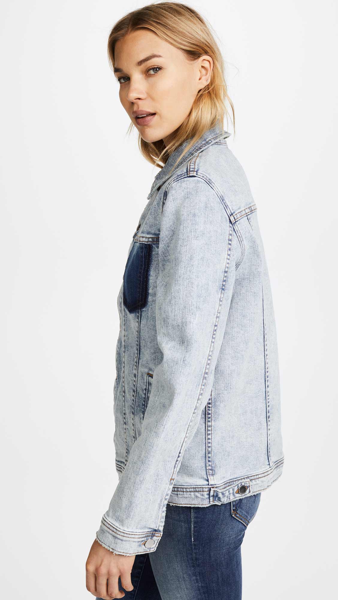 Find Of The Week: L’AGENCE Karina Oversized Jean Jacket - THE JEANS BLOG