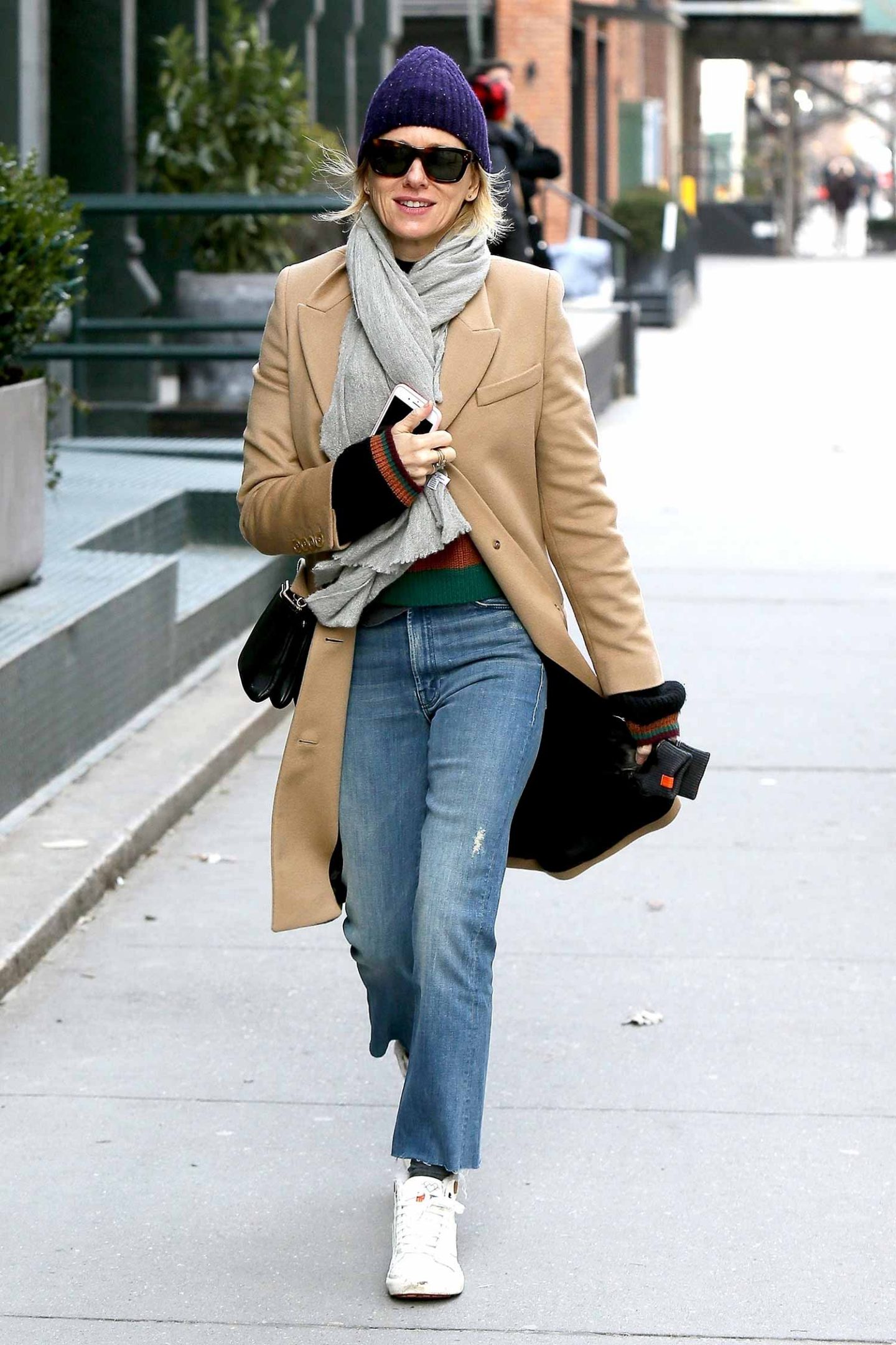 Naomi Watts Wears MOTHER Hustler Ankle Fray Jeans – THE JEANS BLOG