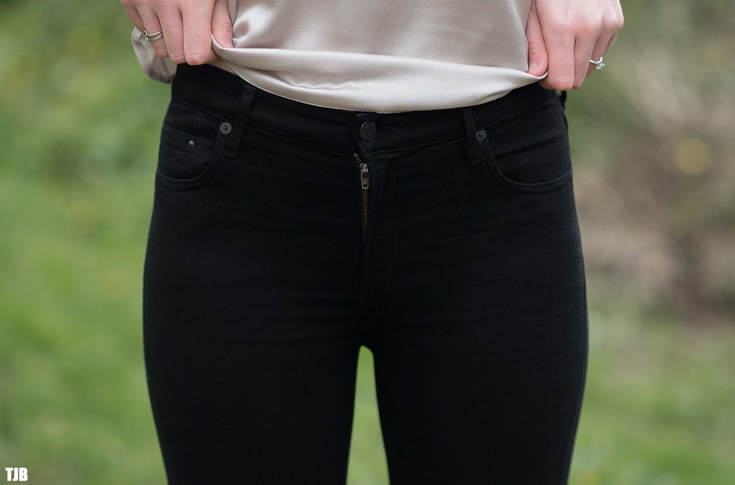 Citizens of Humanity Rocket Crop Jeans in All Black Review