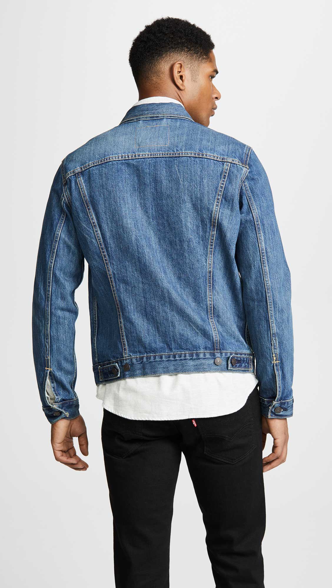 Find Of The Week: Levi’s The Trucker Denim Jacket in The Shelf - THE ...