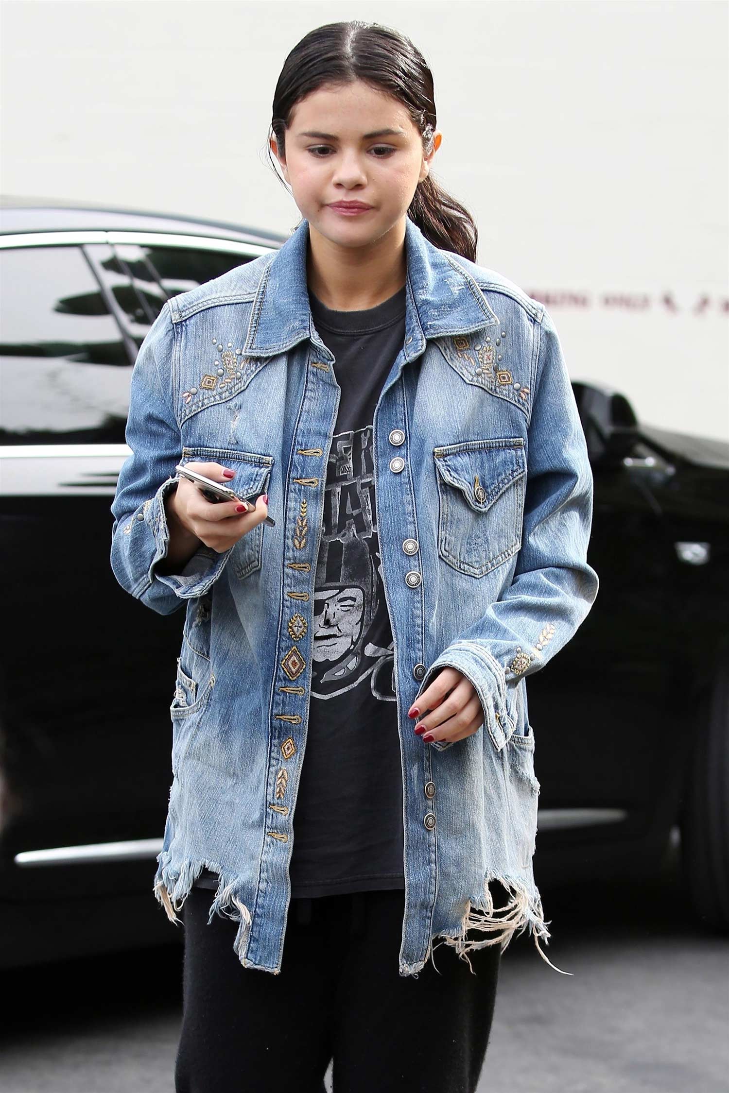 Selena Gomez: Denim Jacket, Ripped Jeans