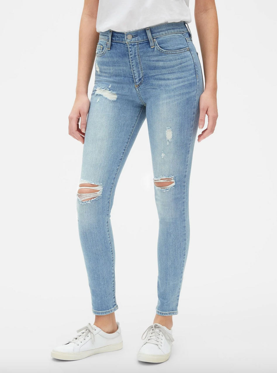 5 Affordable GAP Jeans To Wear