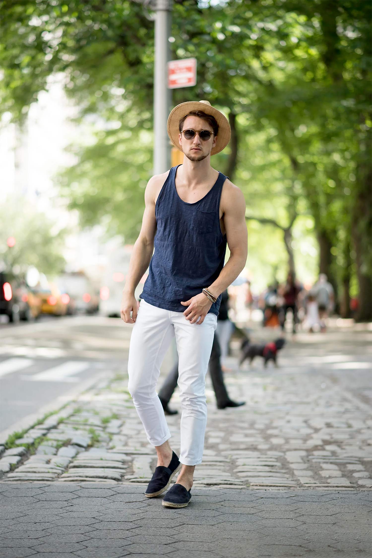 White Jeans – A Year Round Staple For Men – THE JEANS BLOG