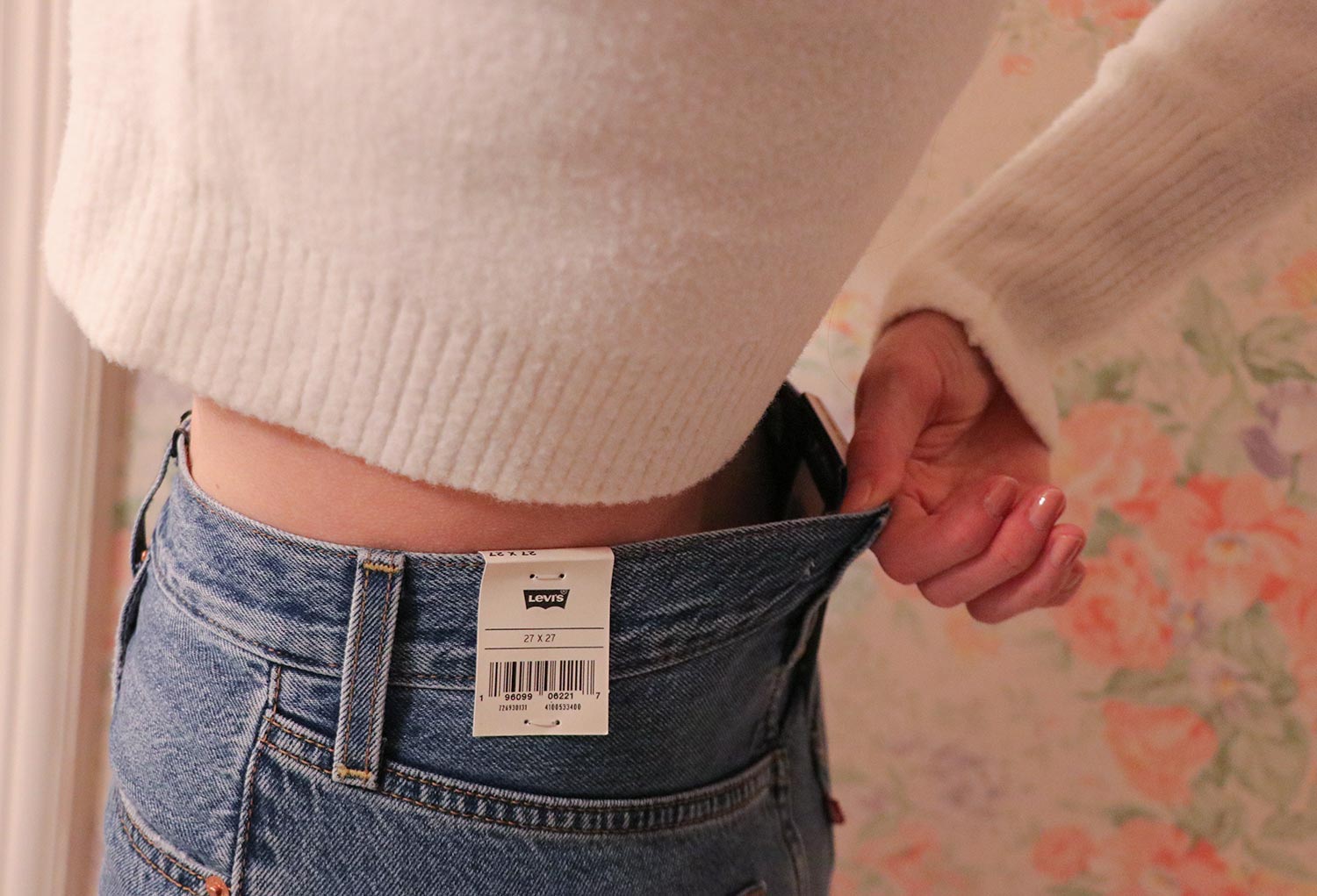 I Tried 5 Pairs Of Levi's Ribcage Straight Ankle Jeans – Here's What  Happened - THE JEANS BLOG