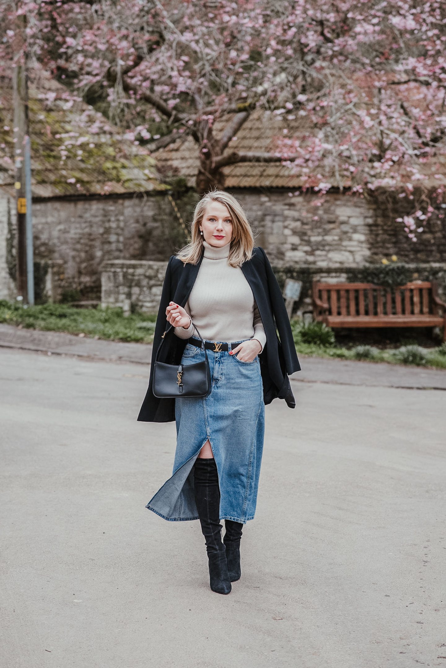 The Denim Maxi Skirt Trend – How To Wear It – THE JEANS BLOG