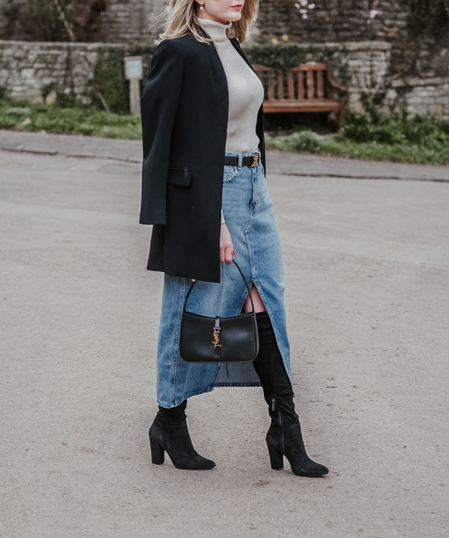 Denim skirts hotsell for curvy figures