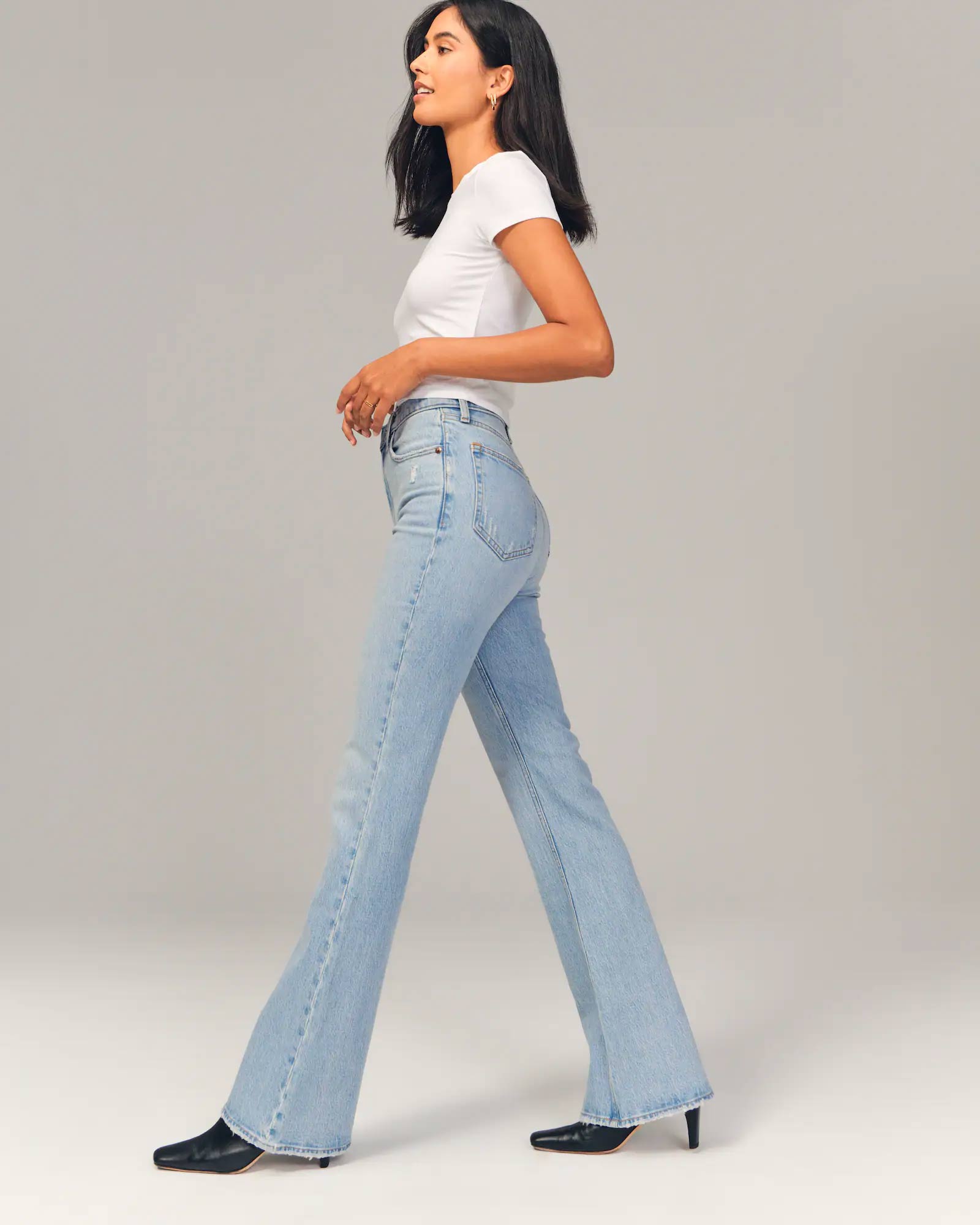 Flare It Up: Styling Flared Jeans for Every Occasion - THE JEANS BLOG